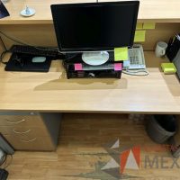Lote 004 - Mueble de recepción, con archivero de pedestal de 3 cajones y repisa  - Imagen 7