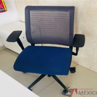 Lote 016 - Silla operativa con ruedas