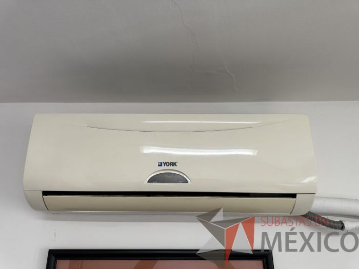 Lote 032 - Mini Split con Condensadora. Modelo: YJEA12FS-ADA. - Imagen 8