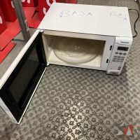 Lote 008 - 27 Hornos de microondas de diversas marcas - Imagen 9