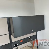 Lote 052 - Estación de trabajo para 1 persona con 1 gabinete con 1 puerta y archivero de pedestal de 3 cajones - Imagen 6