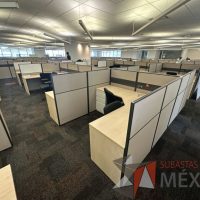 Lote 024 - Estación de trabajo para 8 personas - Imagen 2