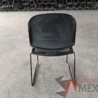Lote 008 - Silla fija, asiento y respaldo en tela color gris - Imagen 4