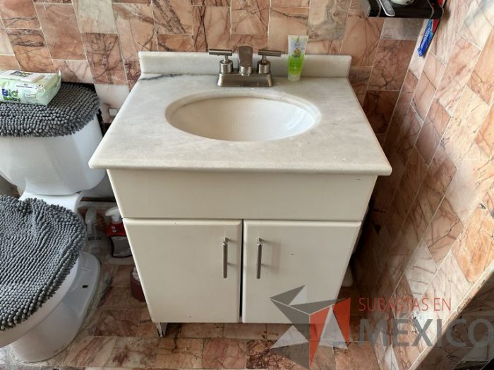 Lote 008 - Lavabo con con 2 puertas - Imagen 2