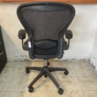 Lote 058 - Silla Herman Miller Aeron - Imagen 6