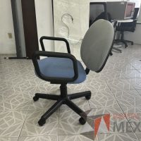 Lote 004 - 3 Sillas con ruedas, descansabrazos, asiento y respaldo - Imagen 13