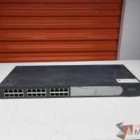 Lote 027 - 3 Switch´s 3 COM de 24 puertos
