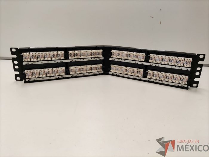 Lote 004 - Patch panel Angulado de 48 puertos Panduit - Imagen 3