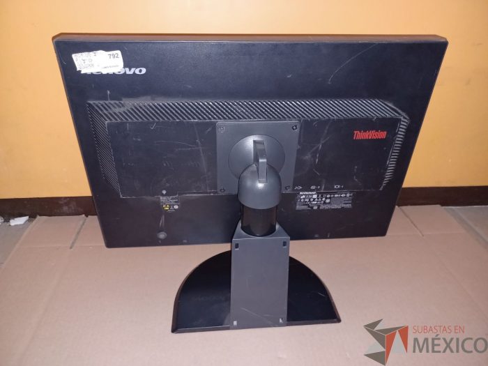 Lote 013- Monitor Lenovo 22" L2251XWD - Imagen 2