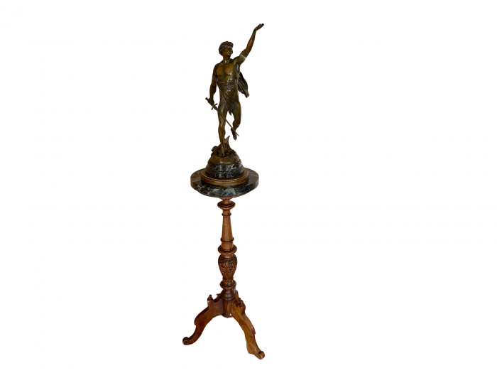 Lote 007 - Escultura de bronce fundido con base de mármol y madera realizada en París Francia. Émile Louis Picault. - Imagen 4