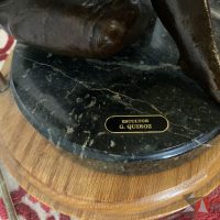 Lote 030 - Lámpara con escultura - Imagen 8