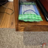 Lote 036 - Mesa de madera con un entrepaño - Imagen 4
