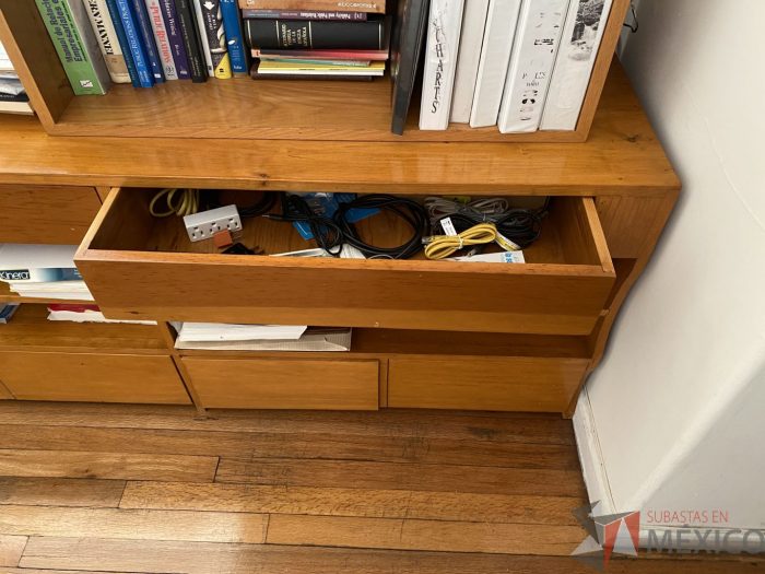 Lote 033 - Credenza - Imagen 3