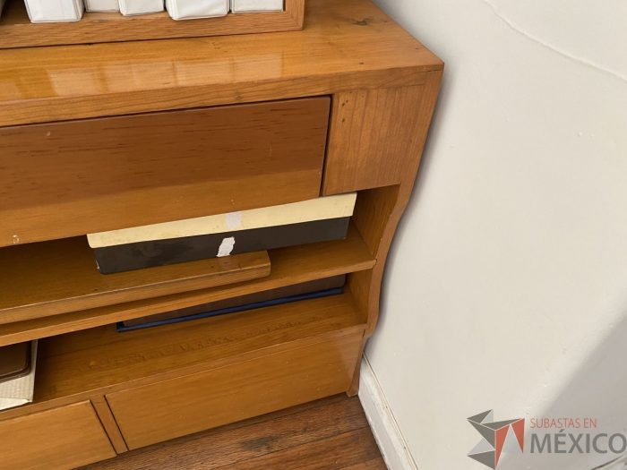 Lote 033 - Credenza - Imagen 12