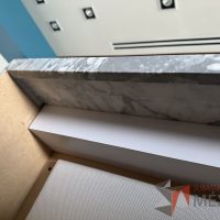 Lote 019 - Mueble de recepción con cubierta tipo mármol en escuadra - Imagen 18