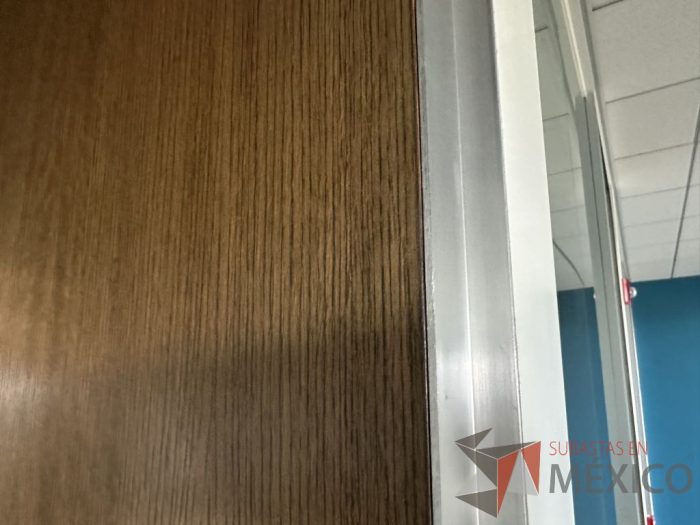 Lote 022 - Recubrimiento de madera para pared y techo - Imagen 2