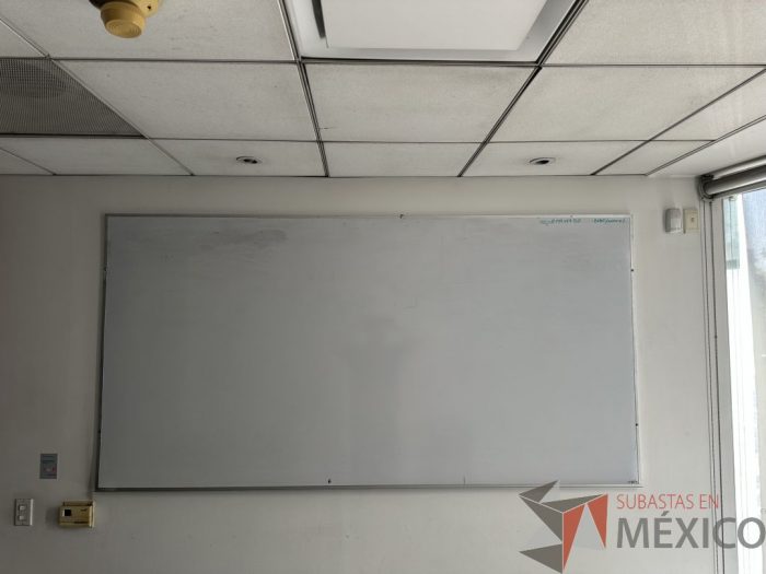 Lote 037 - Pizarrón blanco - Imagen 3
